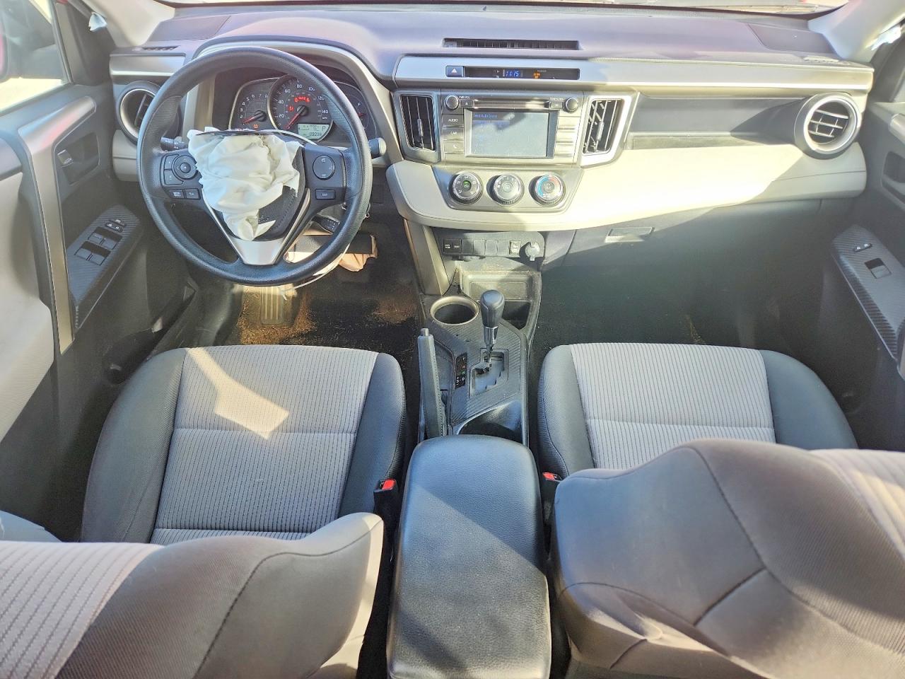 2015 TOYOTA RAV4 LE photo 8