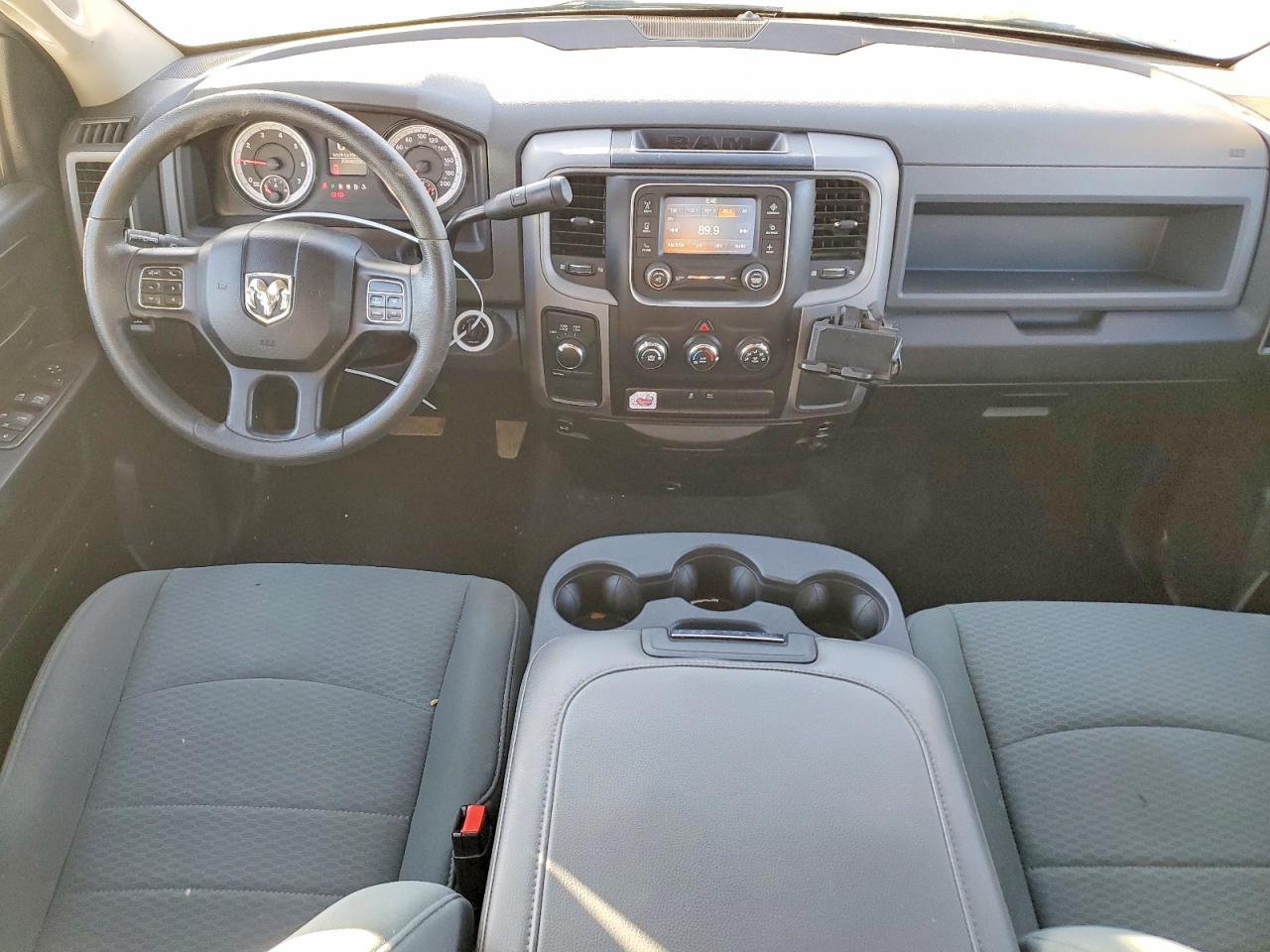 2015 RAM 1500 ST photo 8