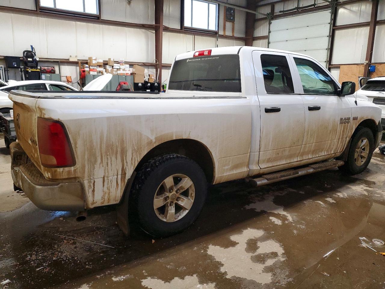 2015 RAM 1500 ST photo 3