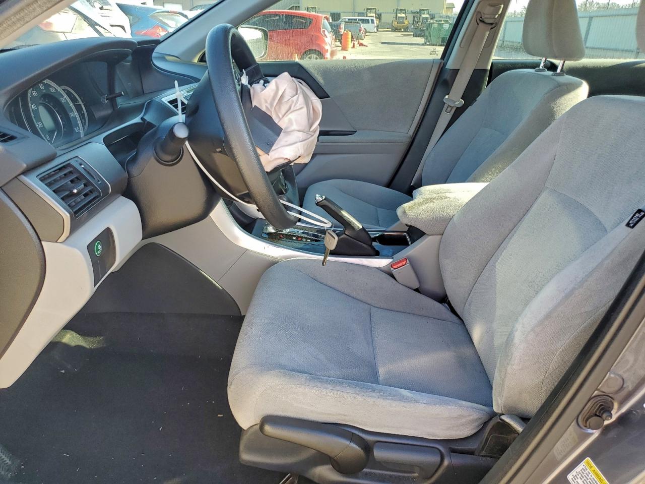 2013 HONDA ACCORD LX photo 7