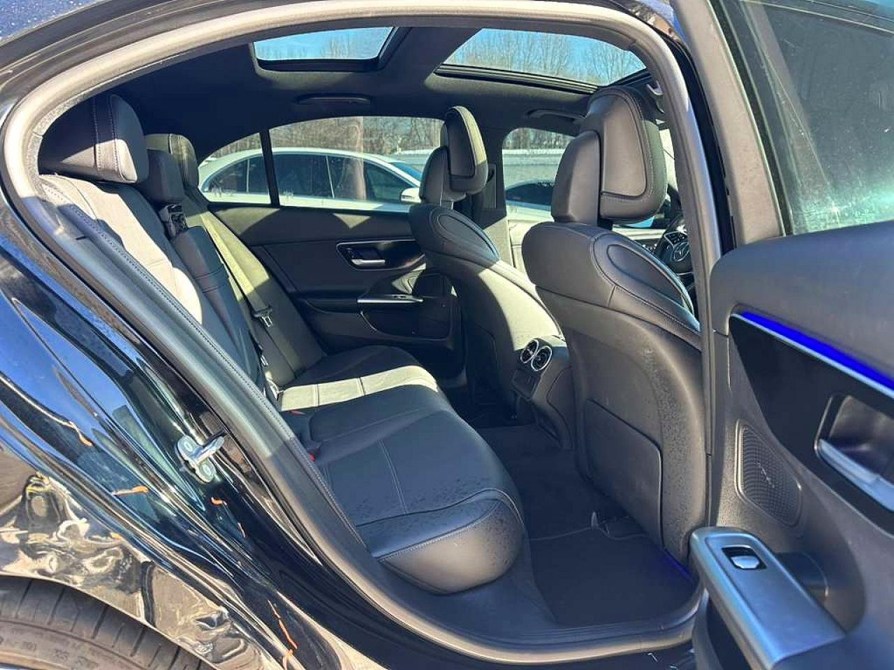 2025 MERCEDES-BENZ C 300 photo 6