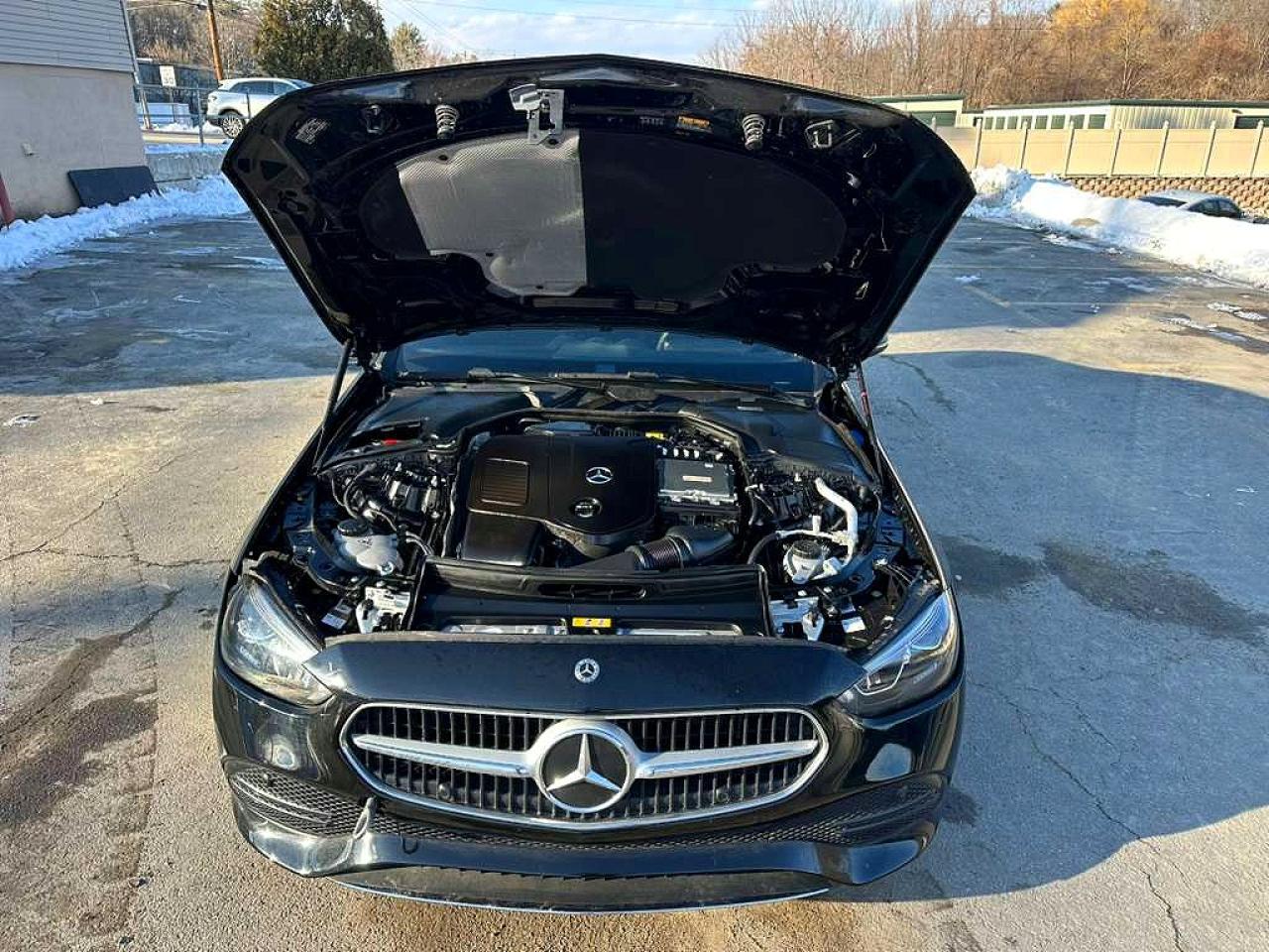 2025 MERCEDES-BENZ C 300 photo 9
