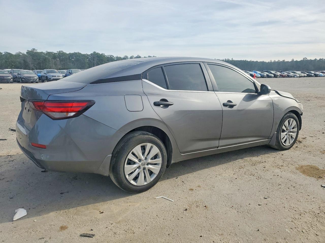 2024 NISSAN SENTRA S photo 3