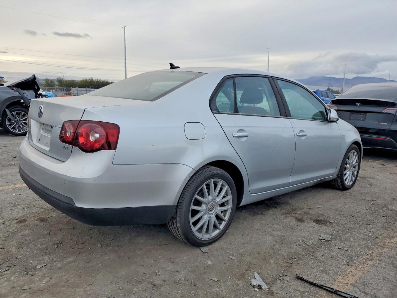 2008 VOLKSWAGEN JETTA WOLFSBURG photo 3