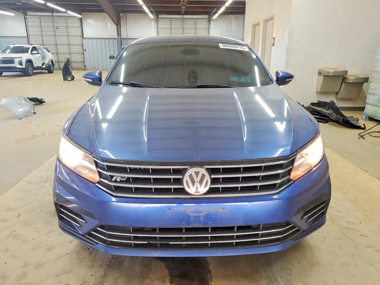 2017 VOLKSWAGEN PASSAT R-LINE photo 5