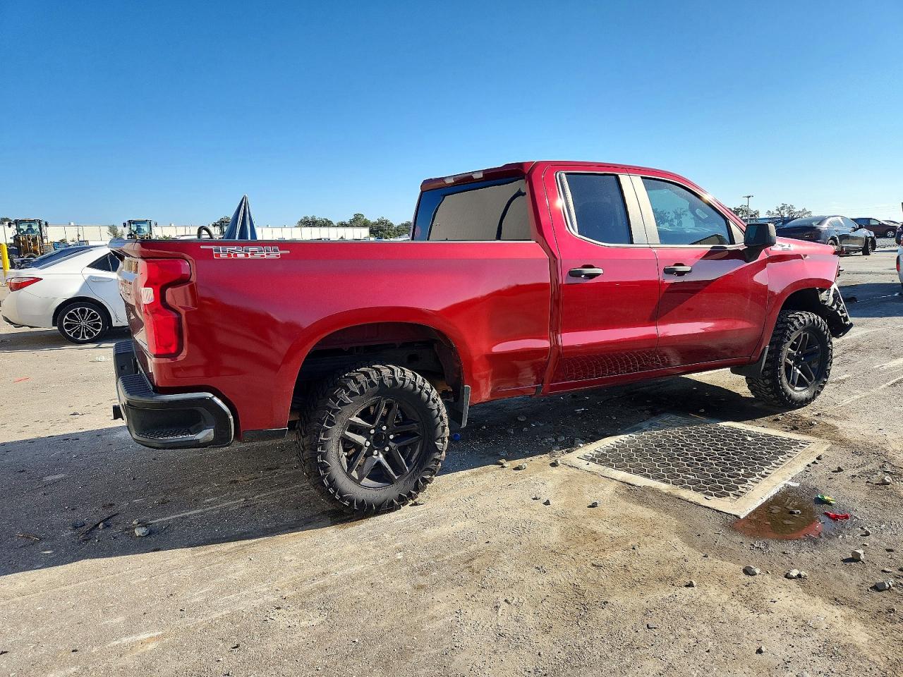 2019 CHEVROLET SILVERADO K1500 TRAIL BOSS CUSTOM photo 3