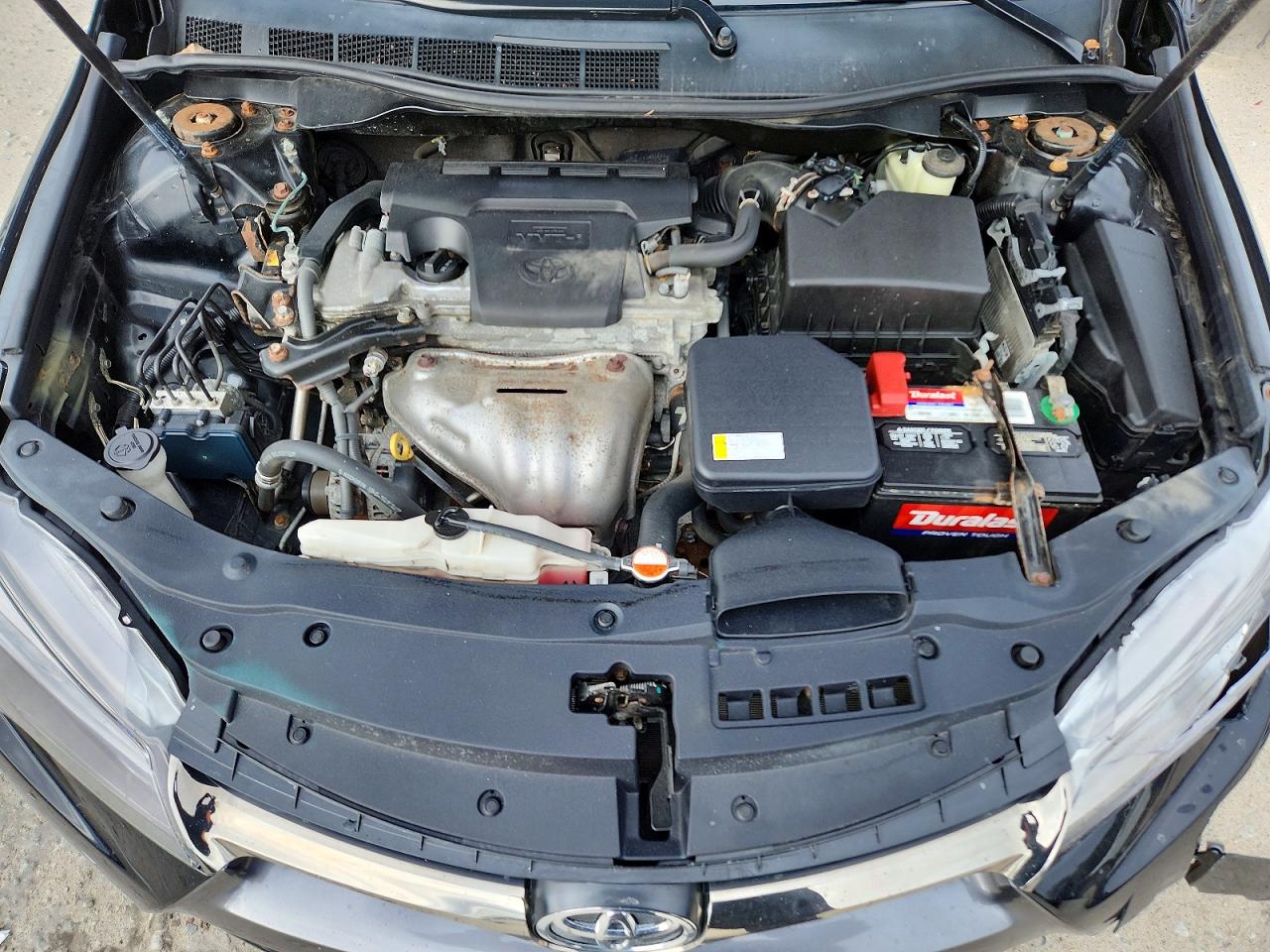 2016 TOYOTA CAMRY LE photo 11
