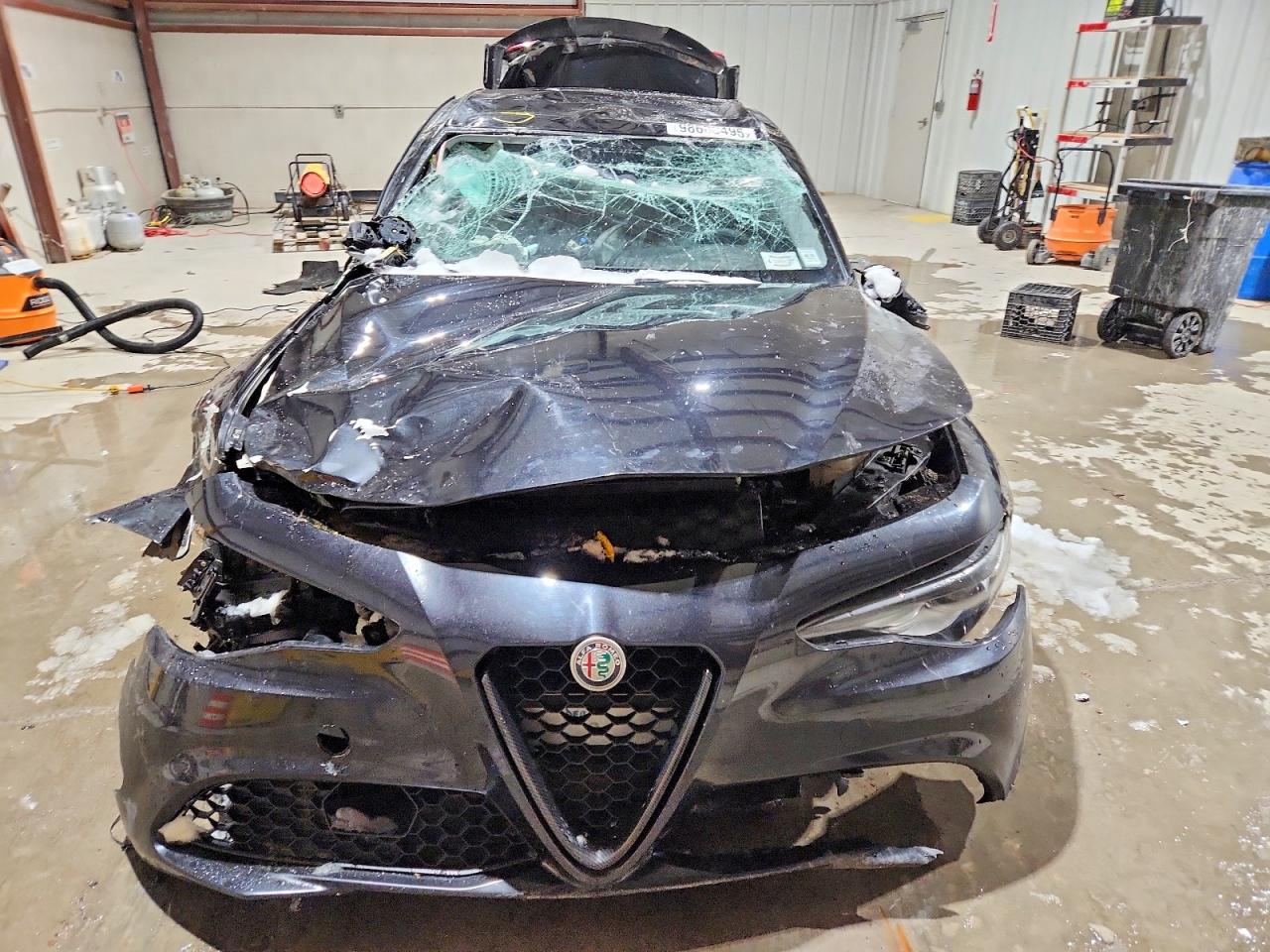 2017 ALFA ROMEO GIULIA Q4 photo 5