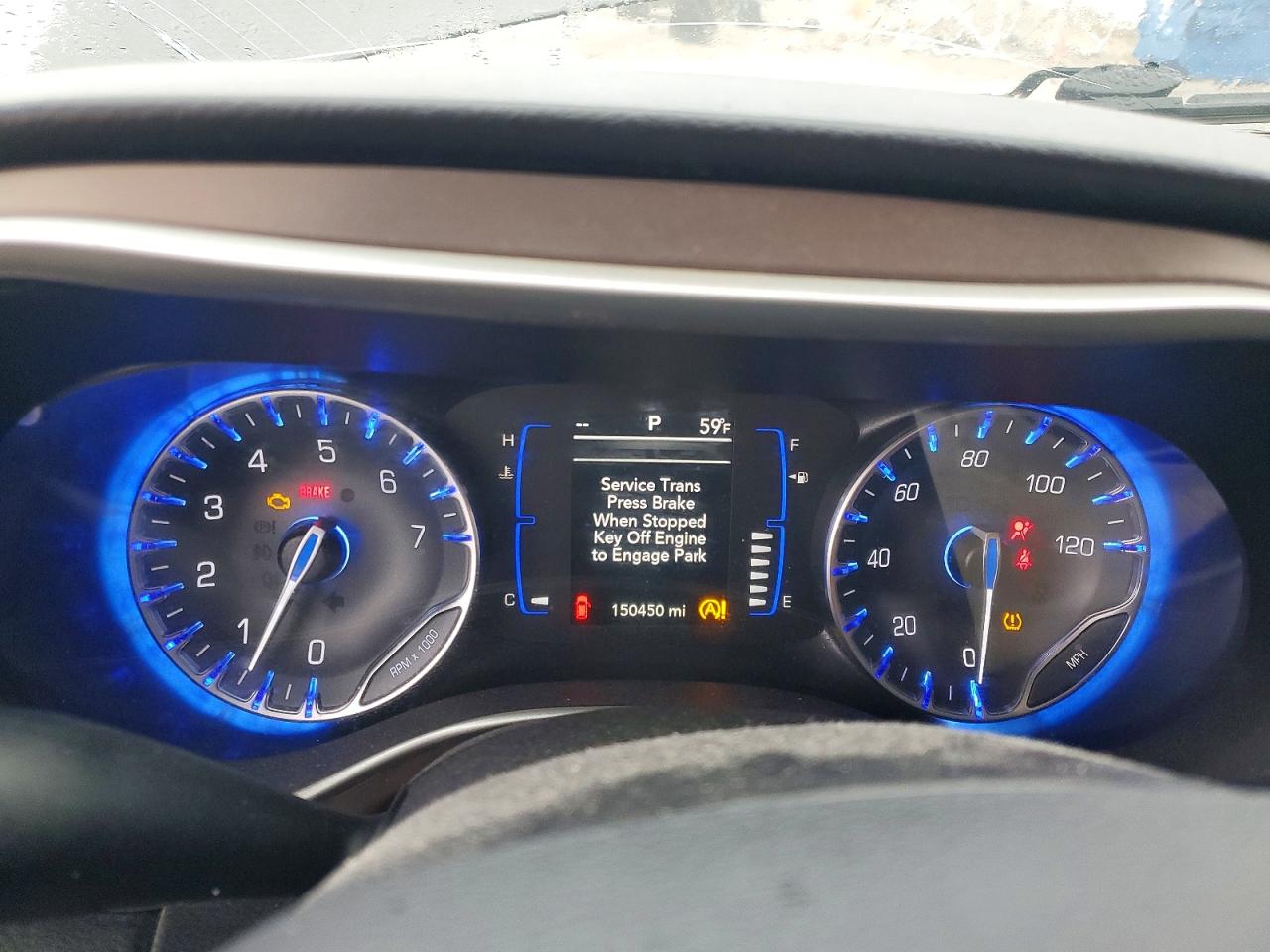 2019 CHRYSLER PACIFICA TOURING L photo 9