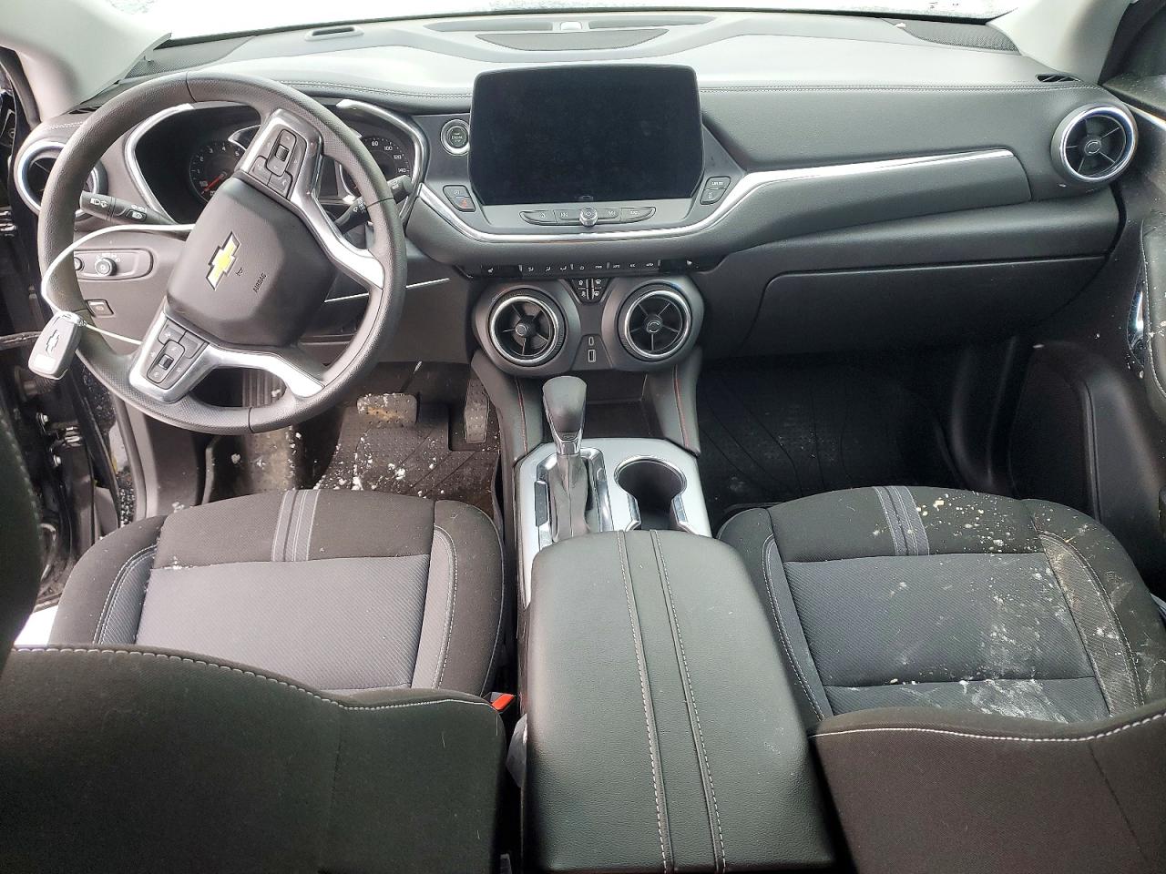 2025 CHEVROLET BLAZER 2LT photo 8