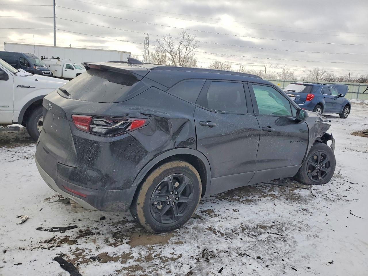 2025 CHEVROLET BLAZER 2LT photo 3