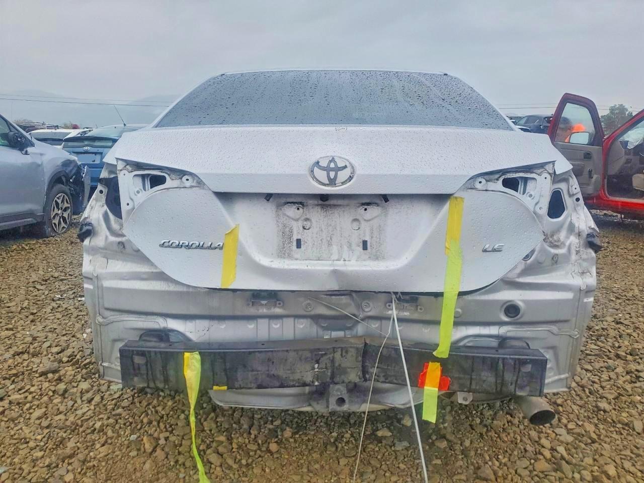 2018 TOYOTA COROLLA L photo 6