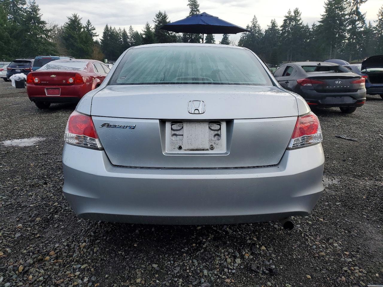 2010 HONDA ACCORD LX photo 6