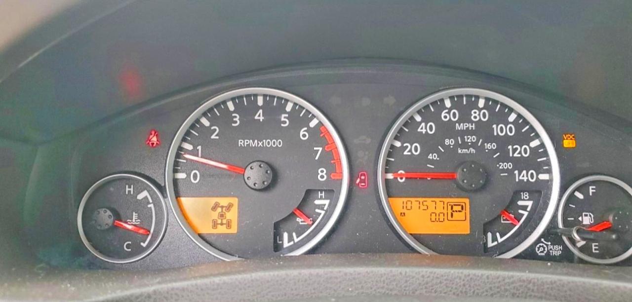 2011 NISSAN PATHFINDER S photo 9
