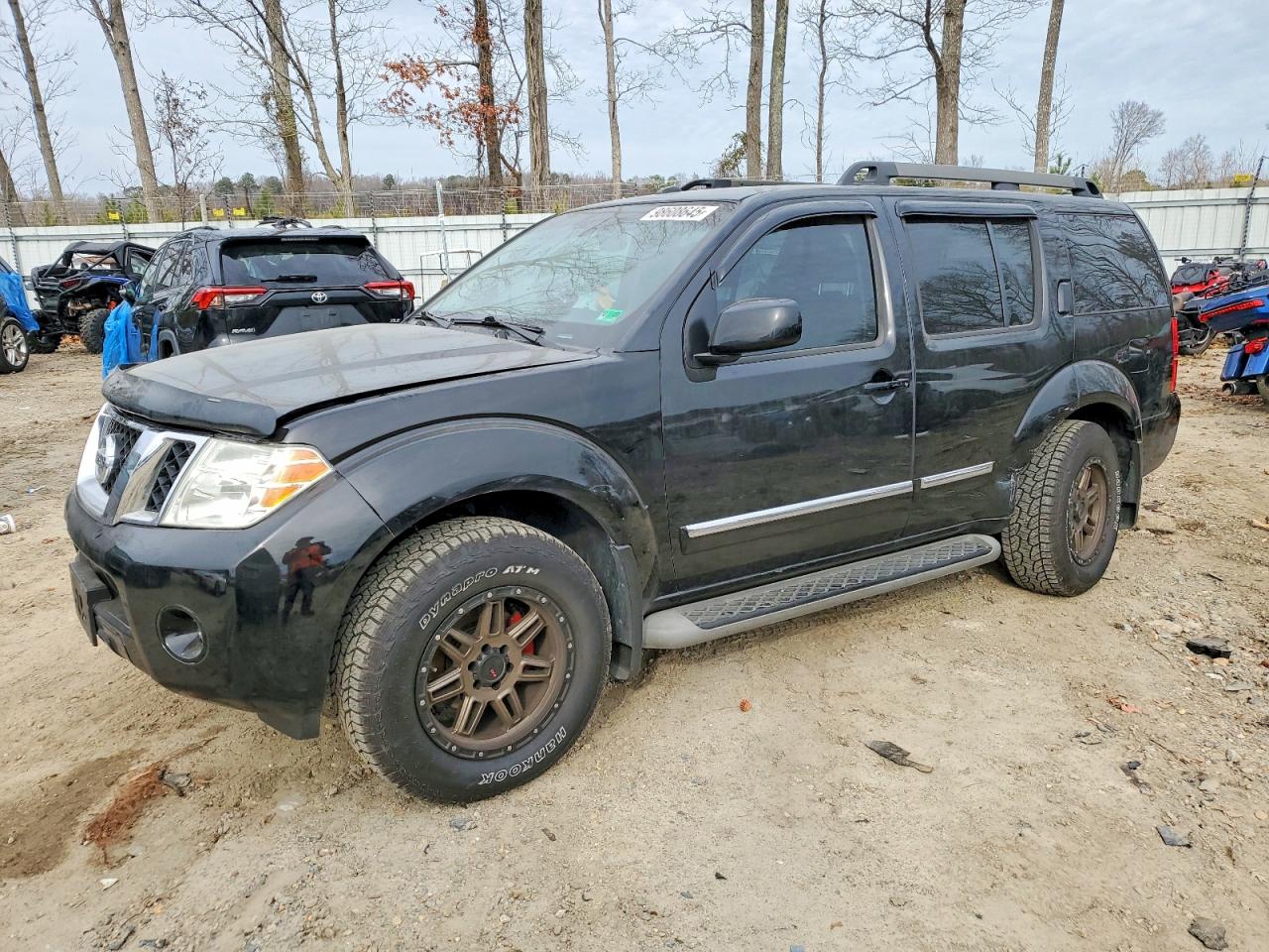 2011 NISSAN PATHFINDER