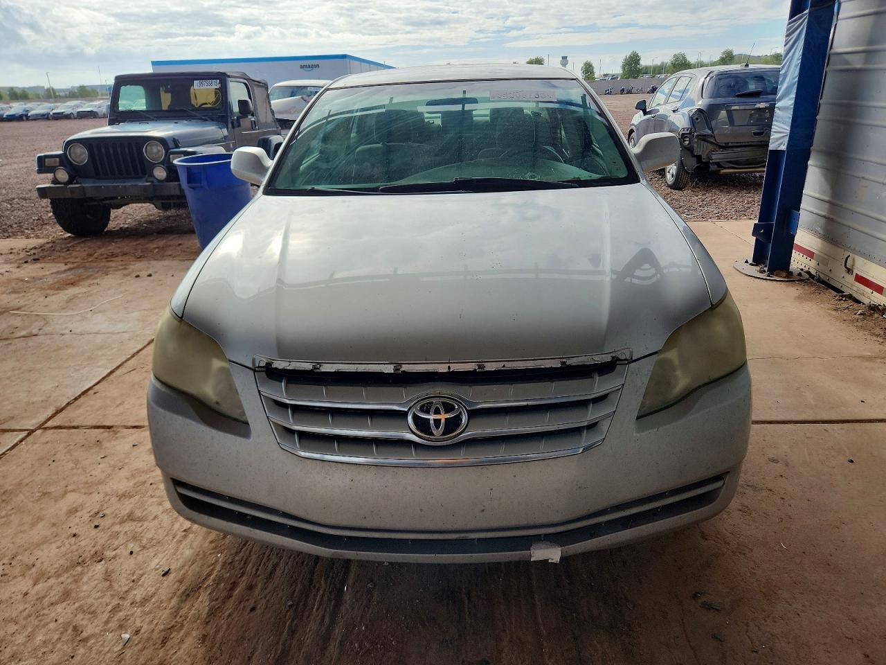 2005 TOYOTA AVALON XL photo 5