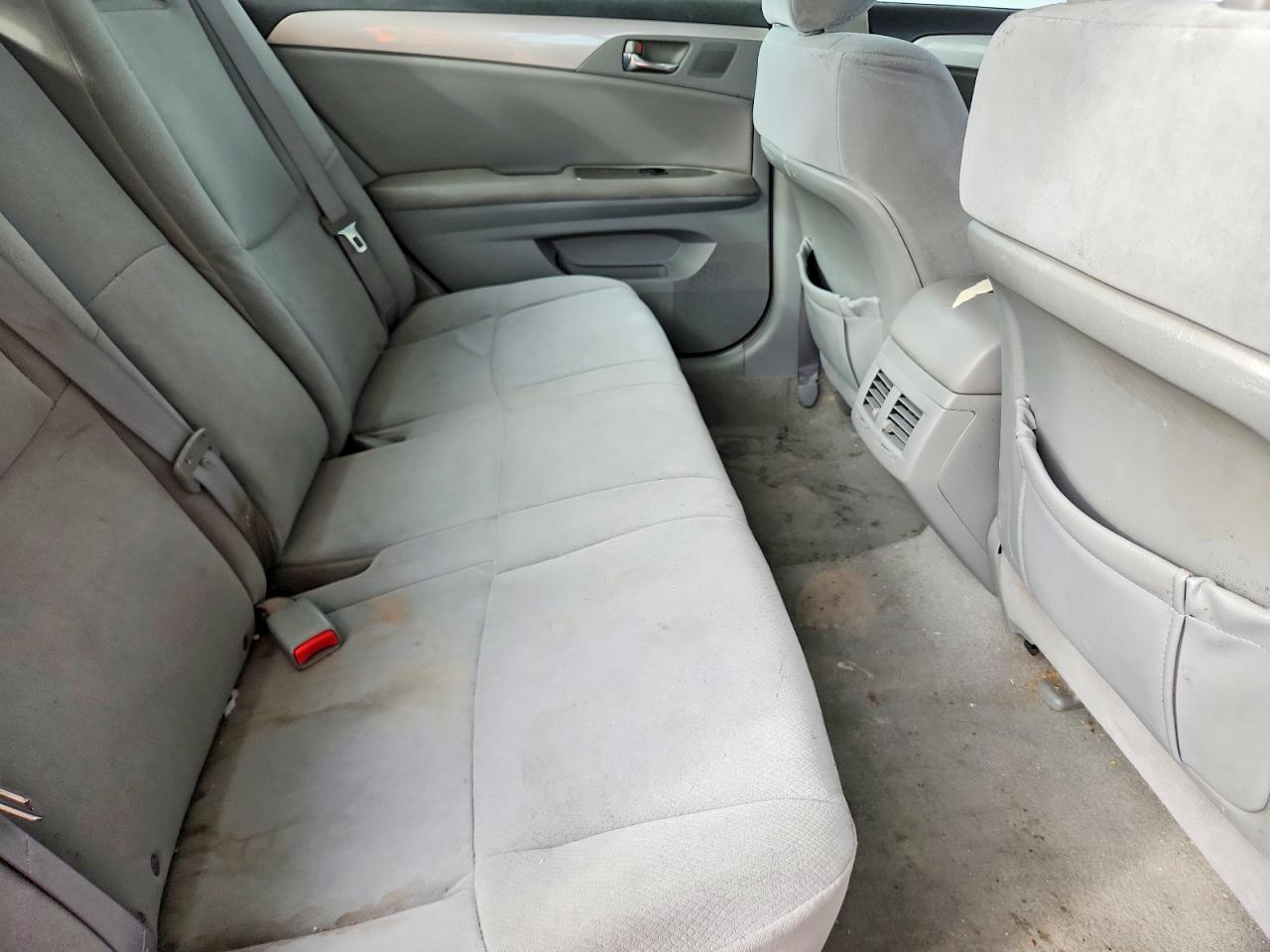 2005 TOYOTA AVALON XL photo 10