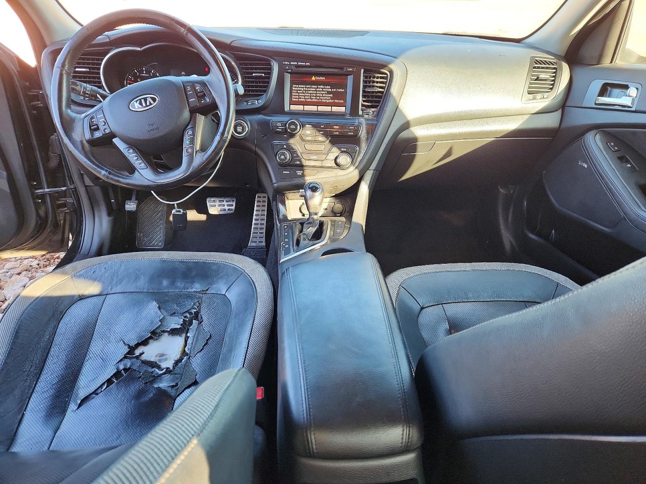 2011 KIA OPTIMA SX photo 8
