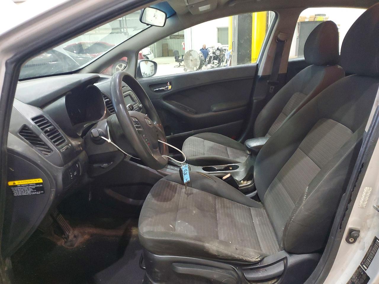 2015 KIA FORTE LX photo 7