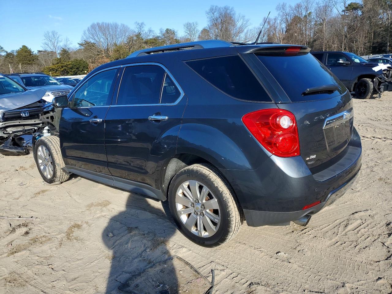 2010 CHEVROLET EQUINOX LTZ photo 2