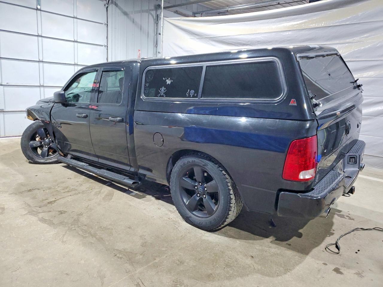 2016 RAM 1500 ST photo 2