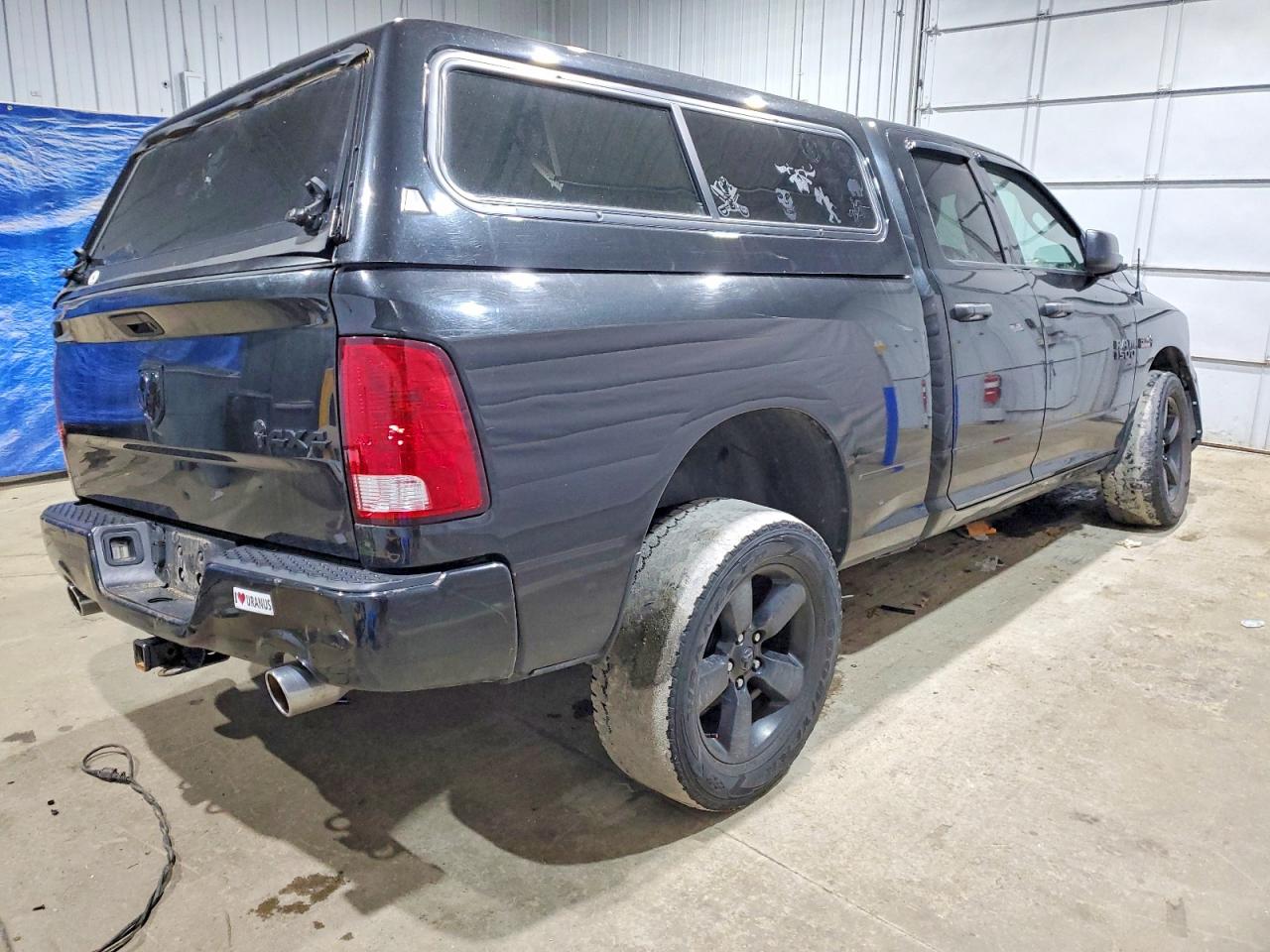 2016 RAM 1500 ST photo 3