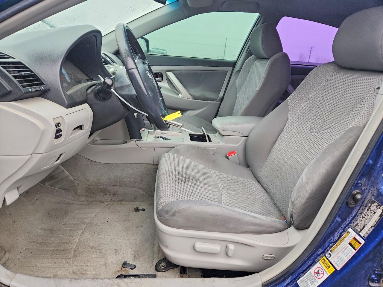 2010 TOYOTA CAMRY BASE photo 7