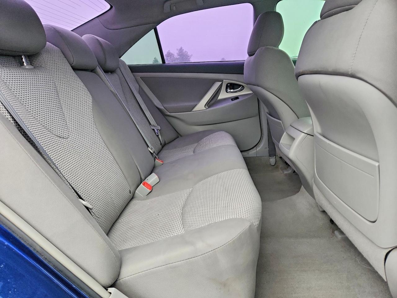 2010 TOYOTA CAMRY BASE photo 10