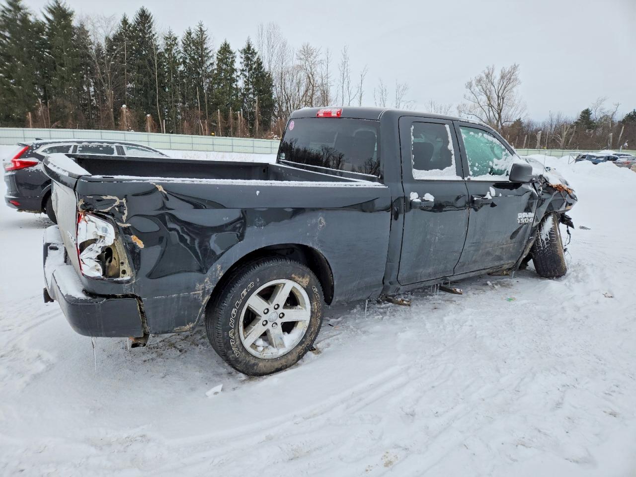 2017 RAM 1500 ST photo 3