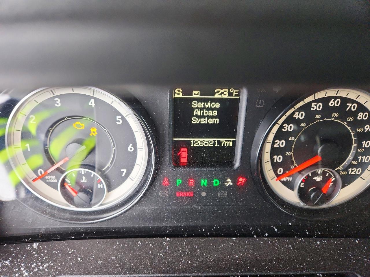 2017 RAM 1500 ST photo 9