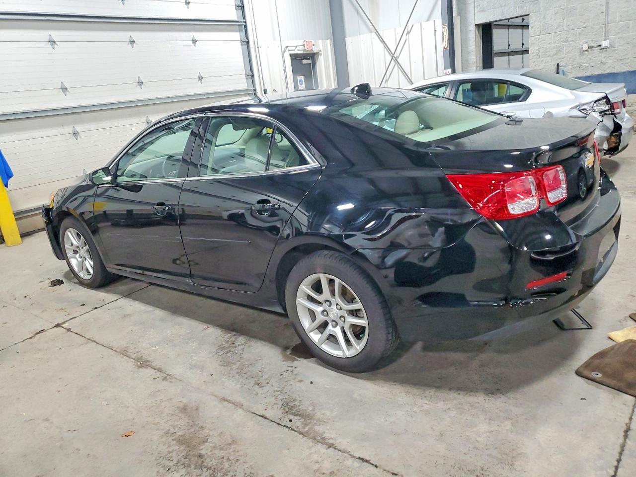 2013 CHEVROLET MALIBU 1LT photo 2