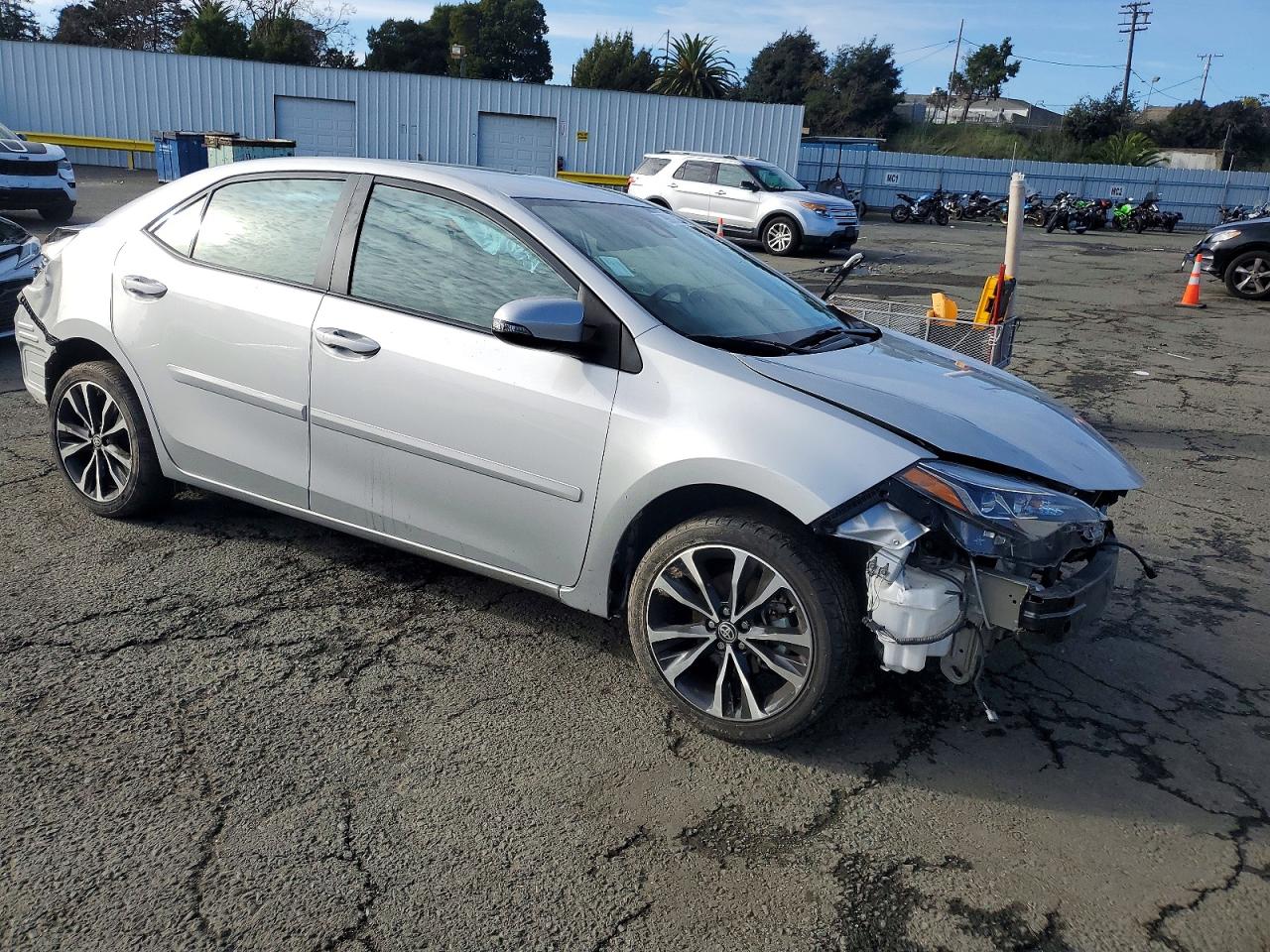2019 TOYOTA COROLLA L photo 4
