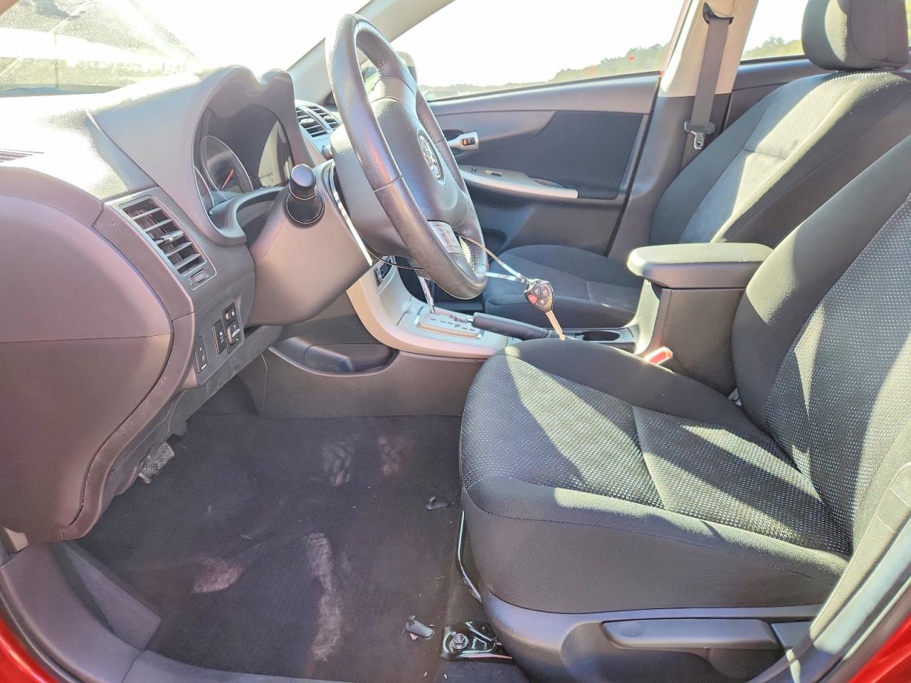 2010 TOYOTA COROLLA BASE photo 13