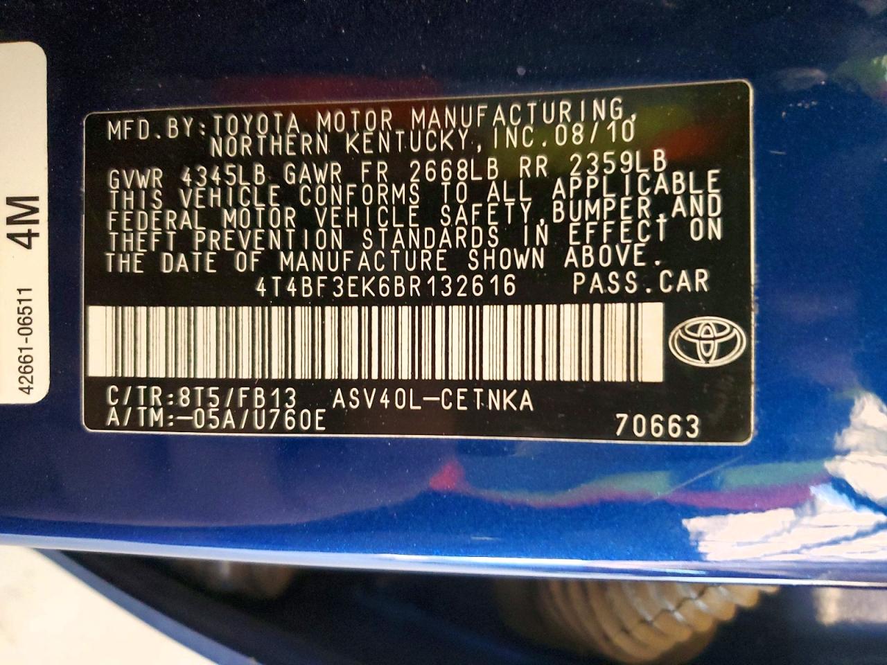 2011 TOYOTA CAMRY BASE photo 25