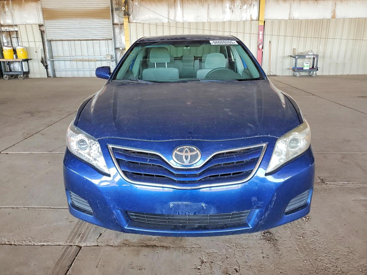2011 TOYOTA CAMRY BASE photo 9