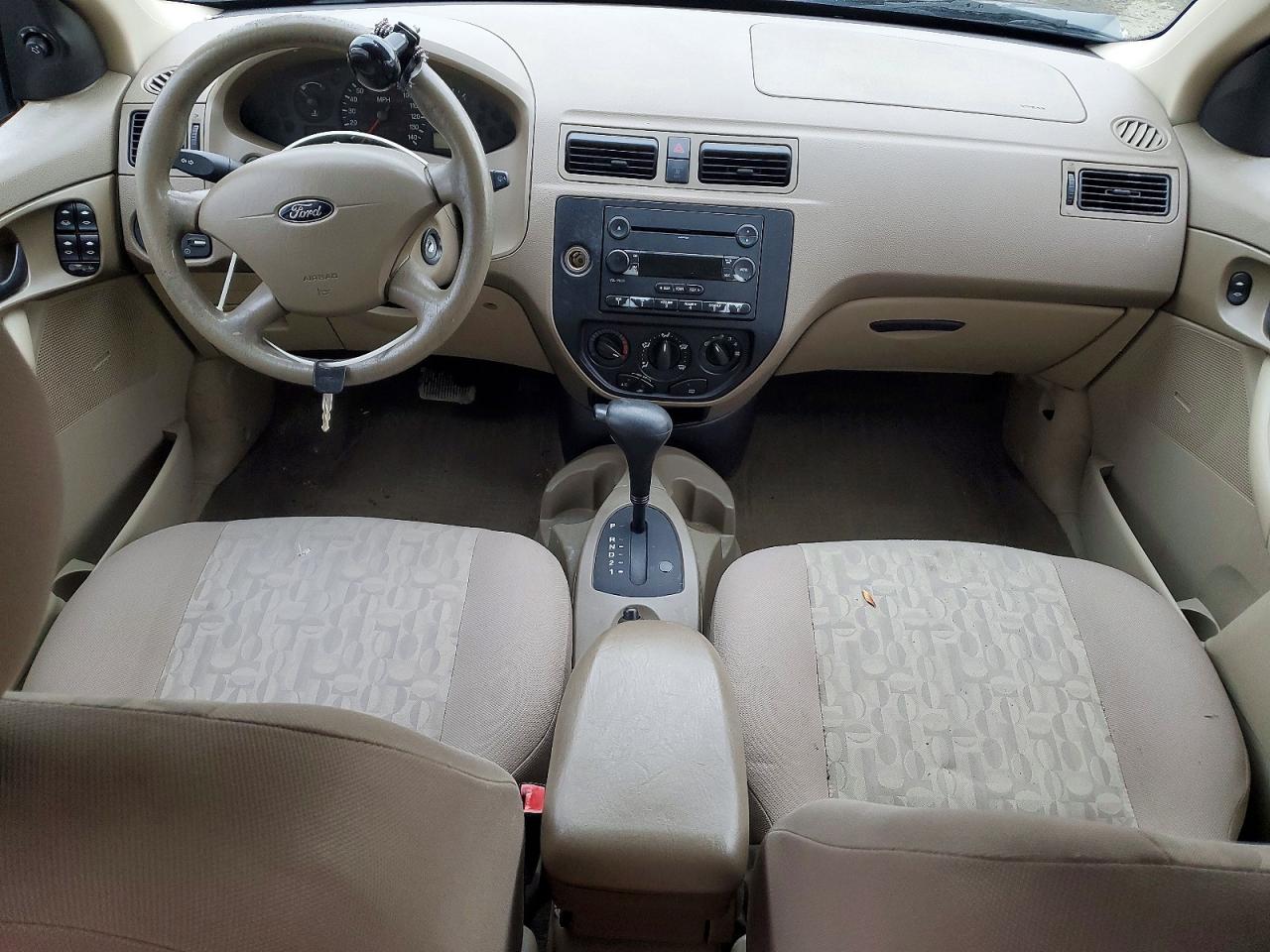 2005 FORD FOCUS ZX4 photo 8