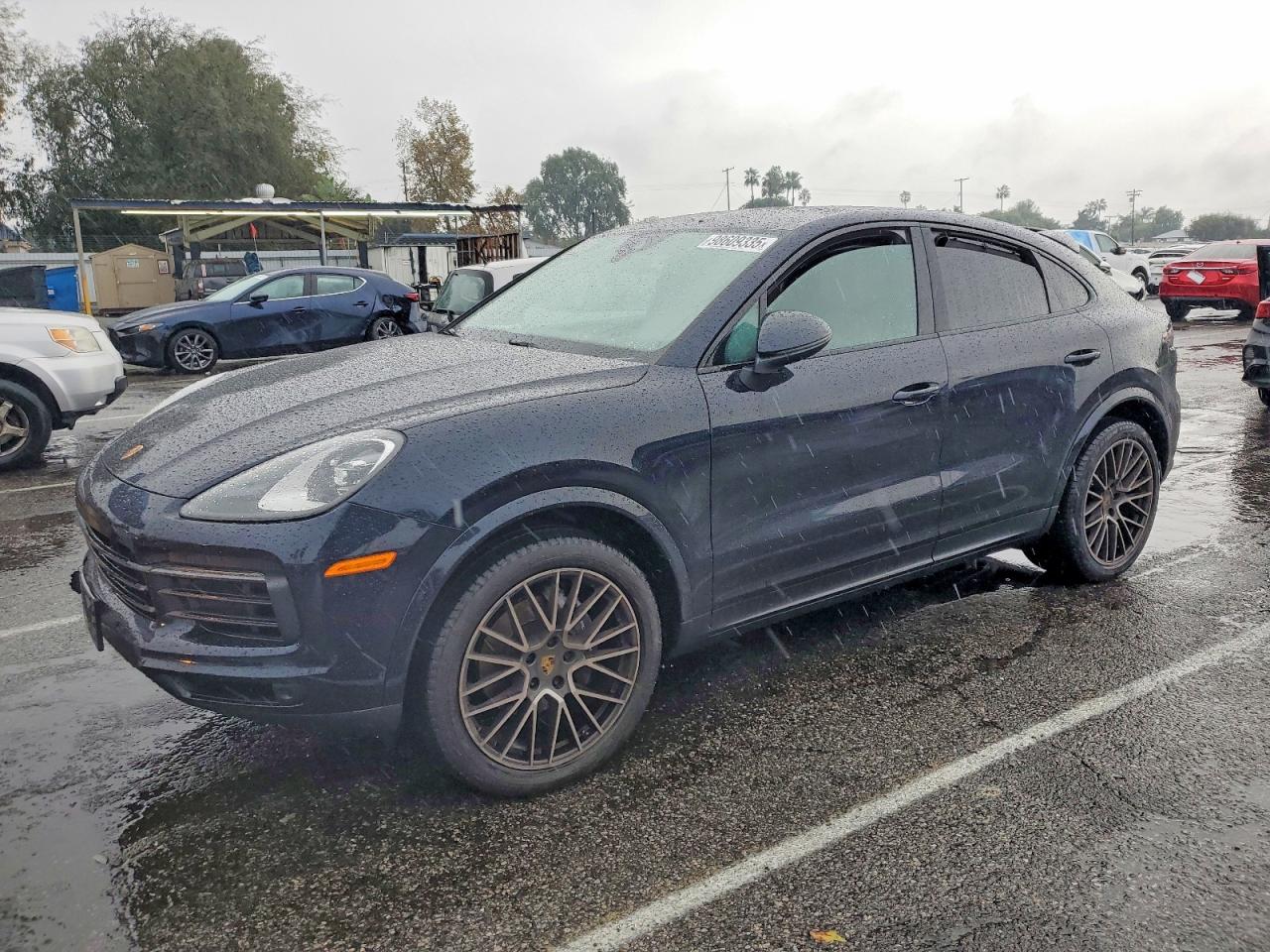 2020 PORSCHE CAYENNE