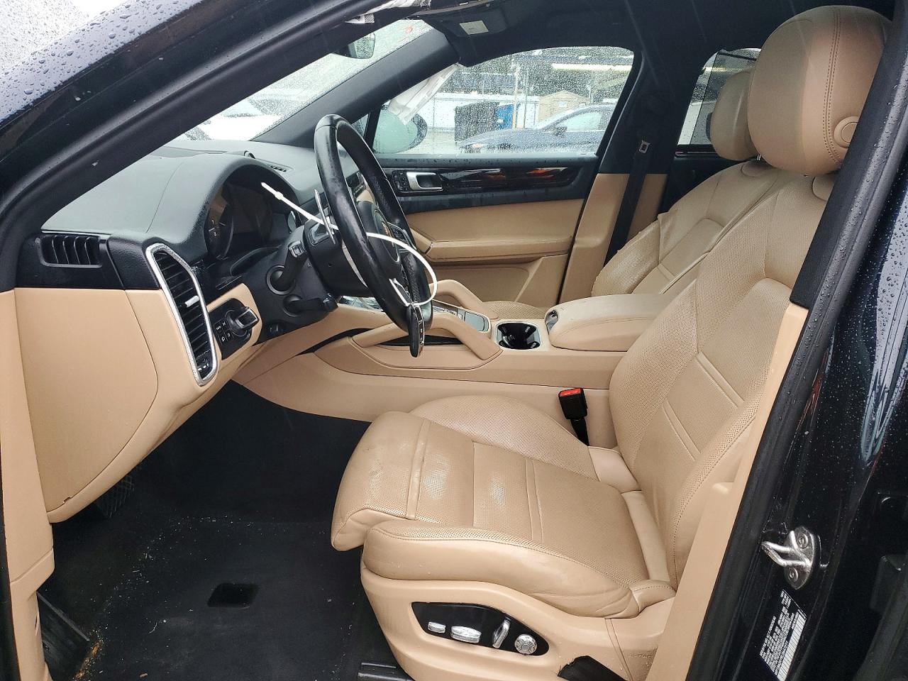 2020 PORSCHE CAYENNE COUPE photo 19
