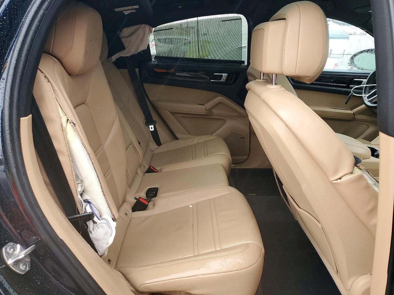 2020 PORSCHE CAYENNE COUPE photo 31