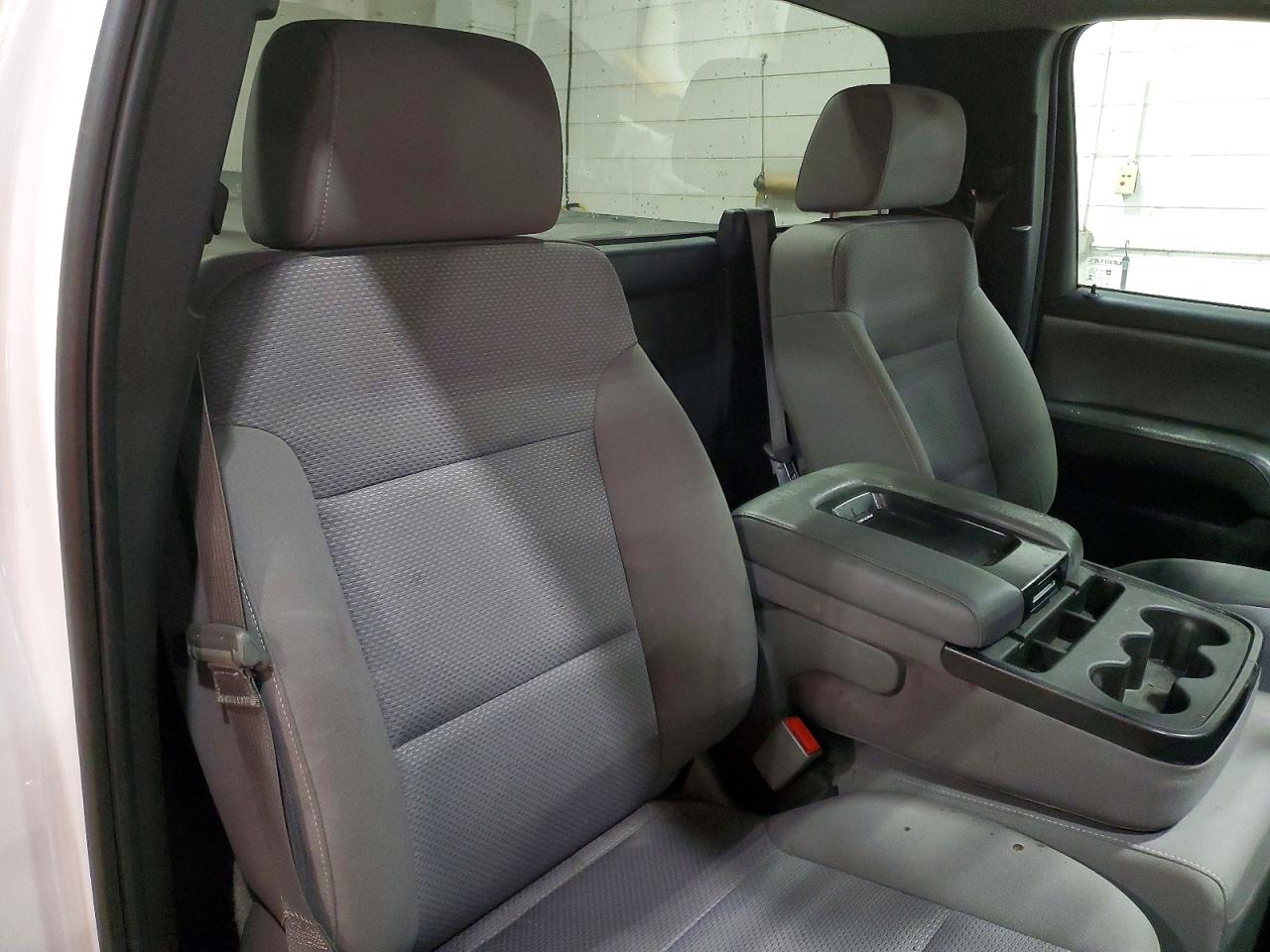 2014 CHEVROLET SILVERADO C1500 photo 10