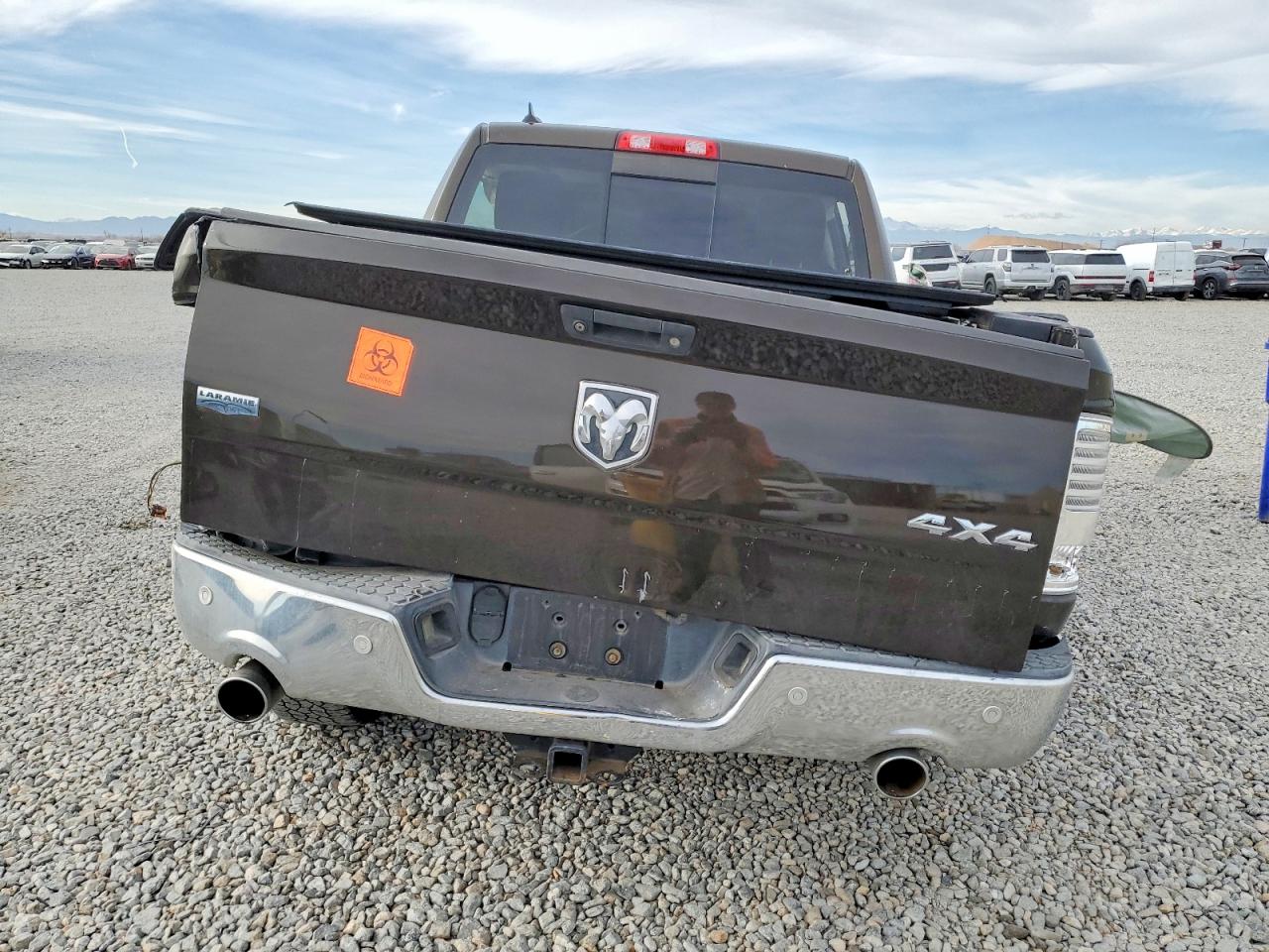2014 RAM 1500 LARAMIE photo 6