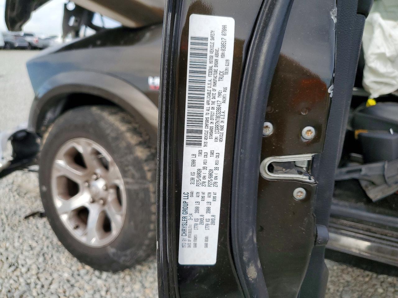 2014 RAM 1500 LARAMIE photo 12