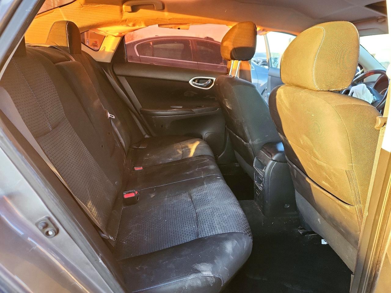 2018 NISSAN SENTRA S photo 10