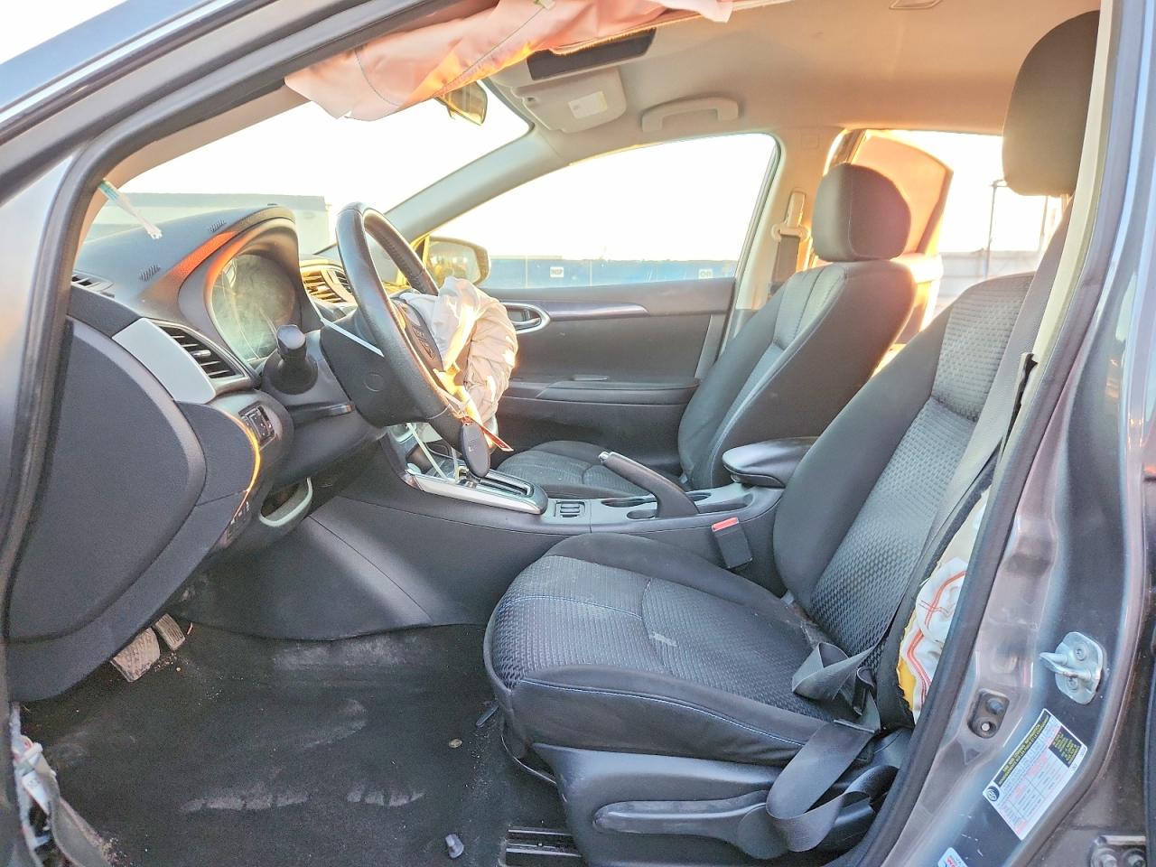 2018 NISSAN SENTRA S photo 7