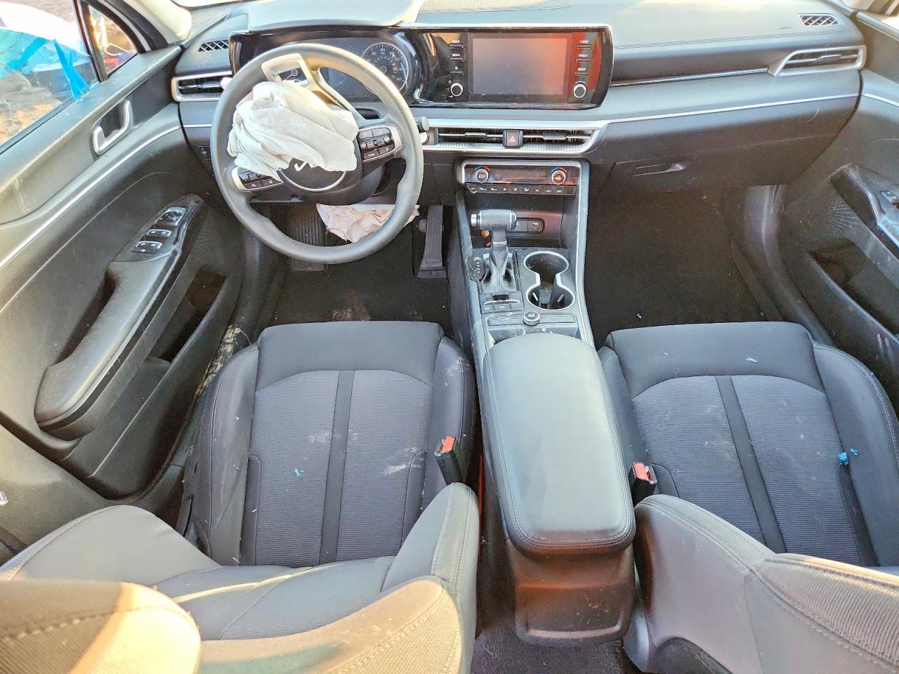 2023 KIA K5 LXS photo 8