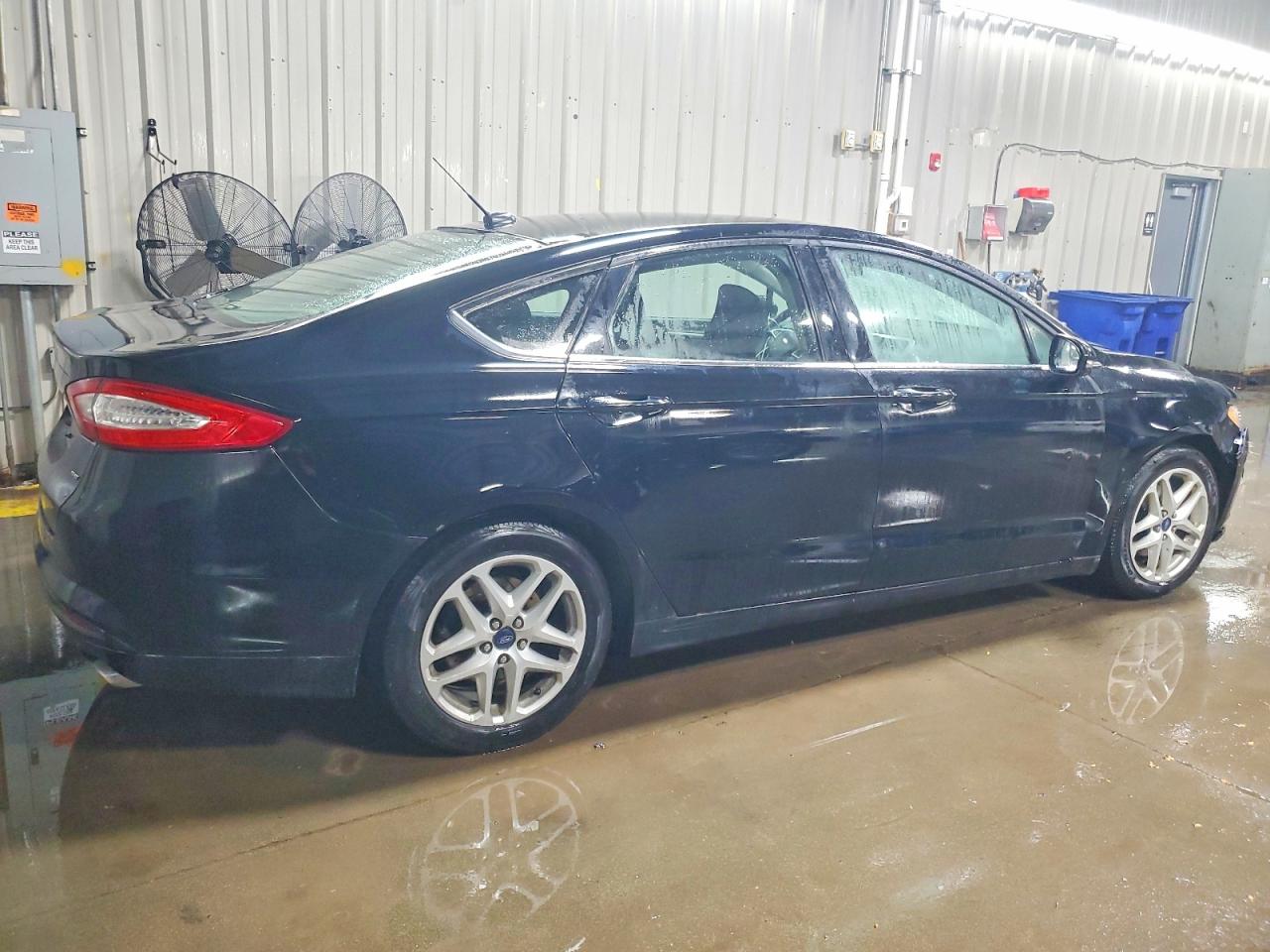 2016 FORD FUSION SE photo 5