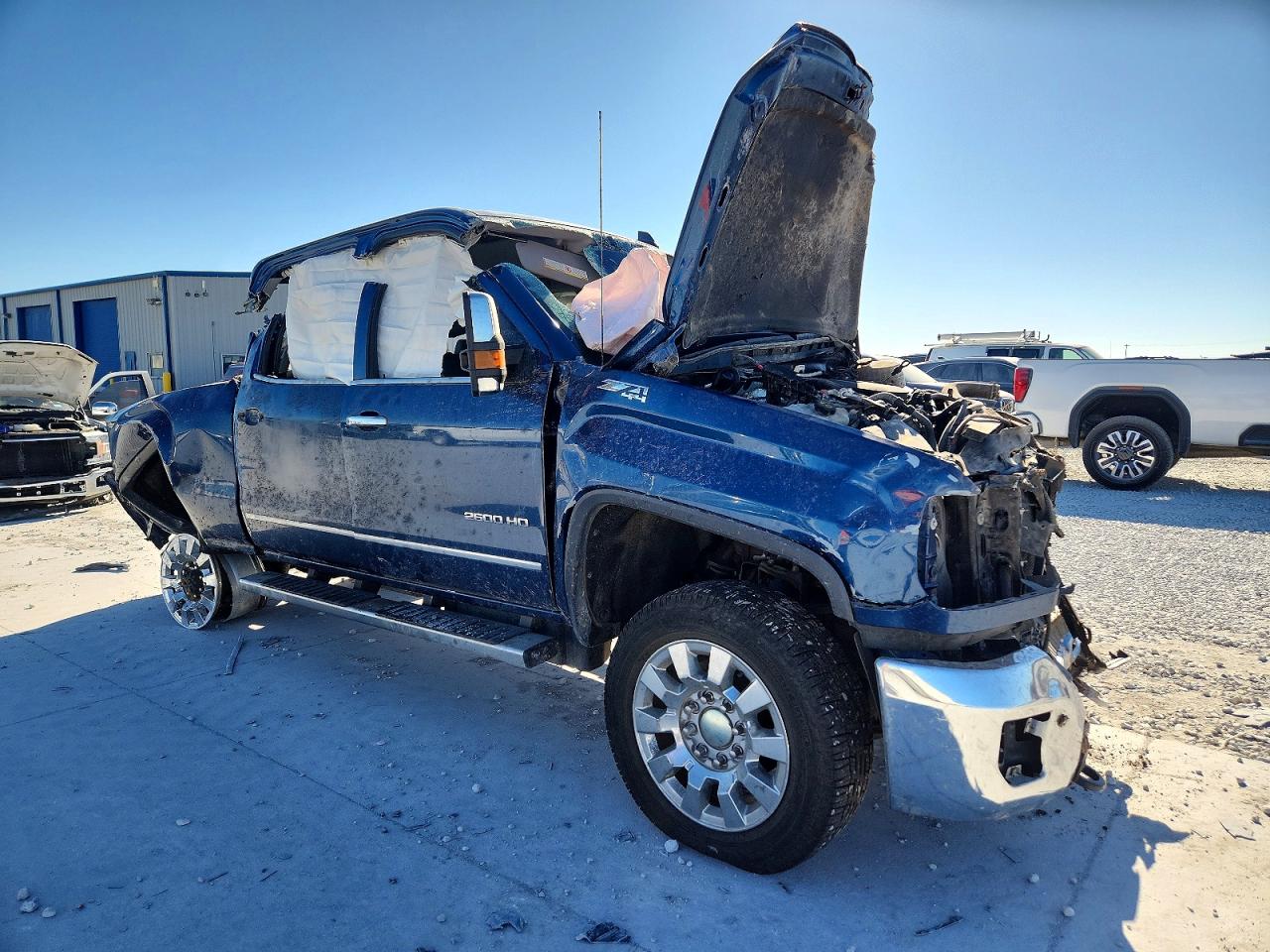 2015 GMC SIERRA K2500 SLT photo 4
