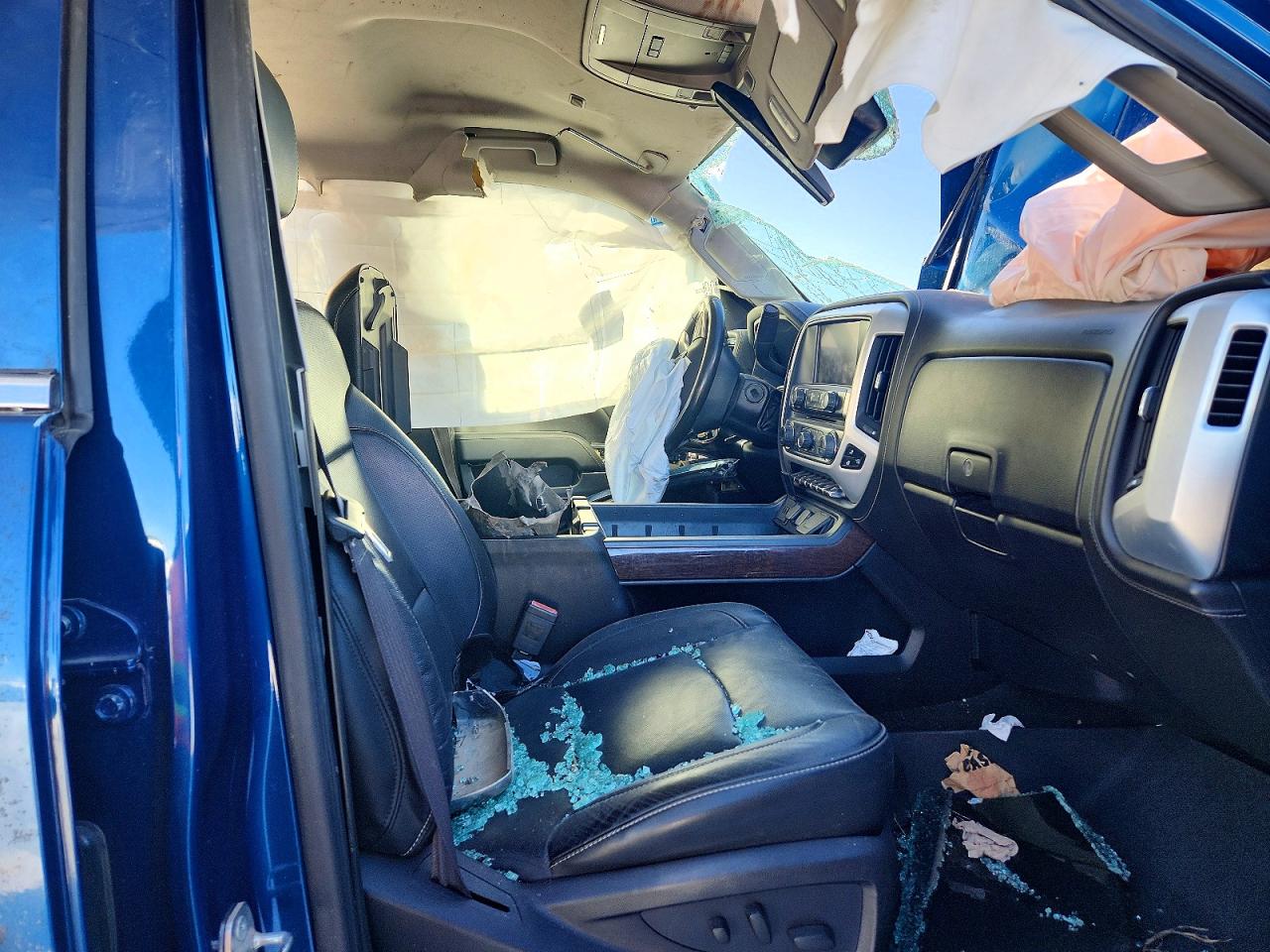 2015 GMC SIERRA K2500 SLT photo 7