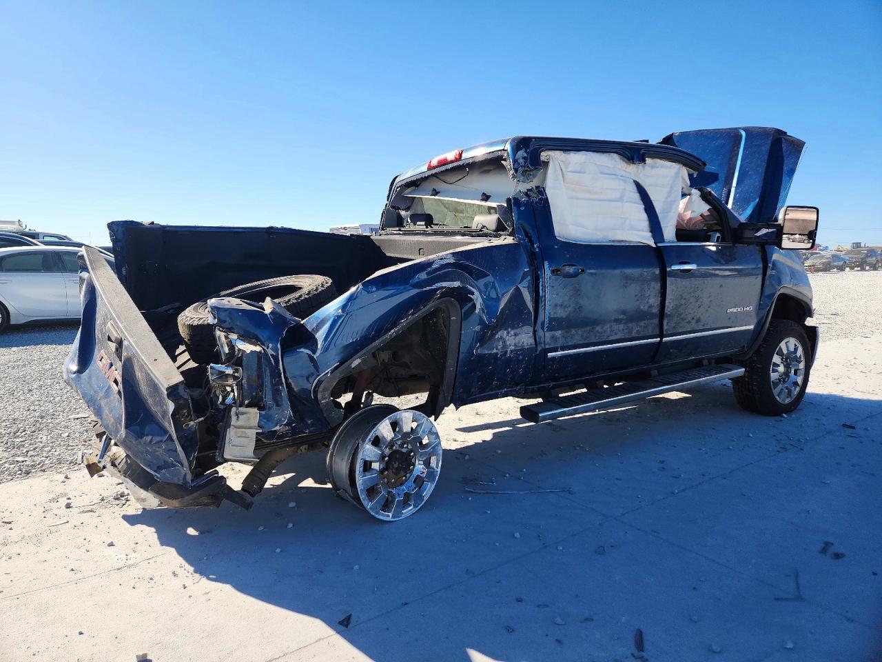 2015 GMC SIERRA K2500 SLT photo 3