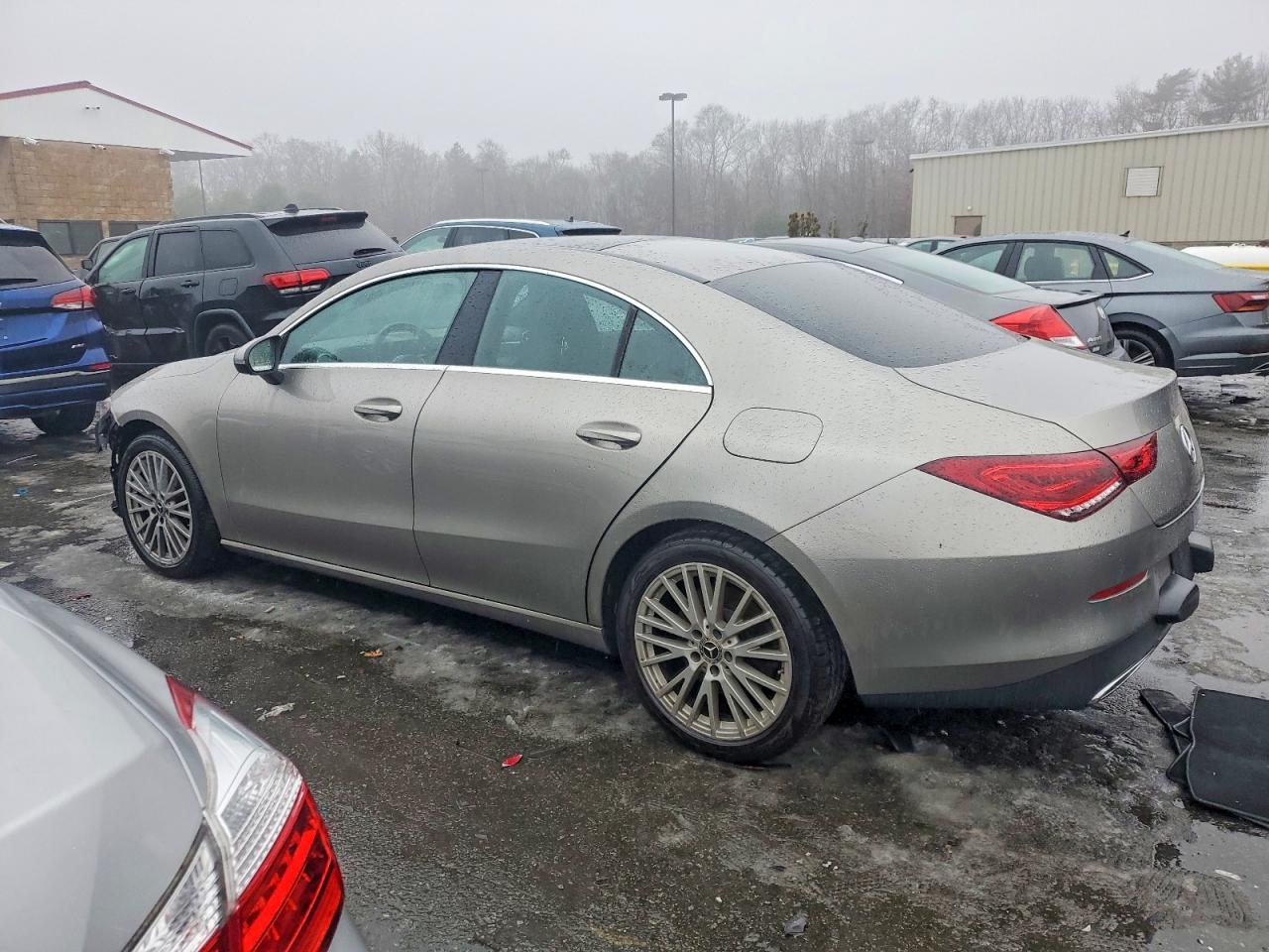 2020 MERCEDES-BENZ CLA 250 4MATIC photo 2
